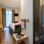 Hotell Grischalodge Mit Bergblick Seit 1929 - Schlicht, Preiswert Und Mit Einem Touch Nostalgie *