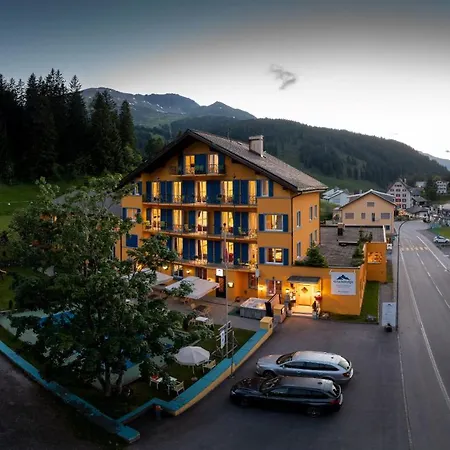 Grischalodge Mit Bergblick Seit 1929 - Schlicht, Preiswert Und Mit Einem Touch Nostalgie Hotel Parpan