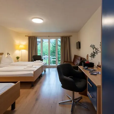 Grischalodge Mit Bergblick Seit 1929 - Schlicht, Preiswert Und Mit Einem Touch Nostalgie Hotell