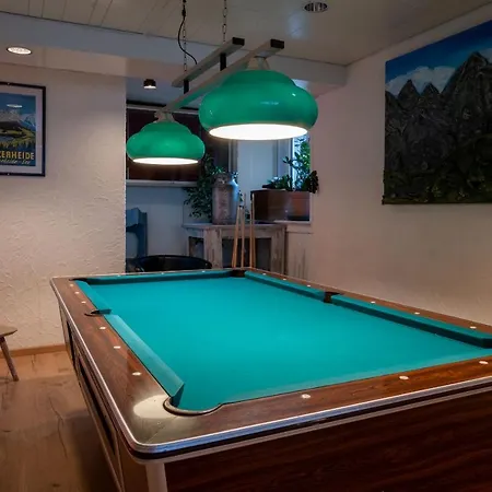 Grischalodge Mit Bergblick Seit 1929 - Schlicht, Preiswert Und Mit Einem Touch Nostalgie