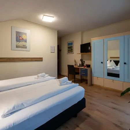 Grischalodge Mit Bergblick Seit 1929 - Bitte Beachten Sie Beim Buchen Auf Zimmerkategorie