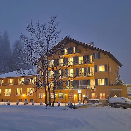 Grischalodge Mit Bergblick Seit 1929 - Bitte Beachten Sie Beim Buchen Auf Zimmerkategorie Hotel