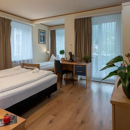 Grischalodge Mit Bergblick Seit 1929 - Schlicht, Preiswert Und Mit Einem Touch Nostalgie Hotel *