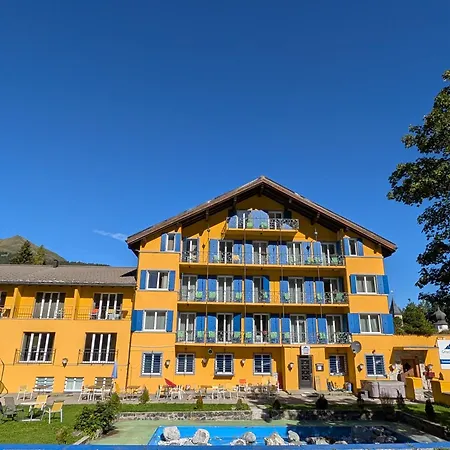 Grischalodge Mit Bergblick Seit 1929 - Schlicht, Preiswert Und Mit Einem Touch Nostalgie *
