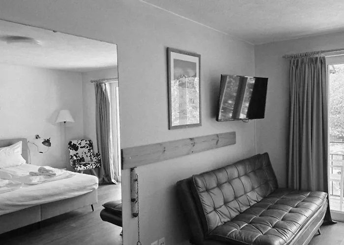 Grischalodge Mit Bergblick Seit 1929 - Schlicht, Preiswert Und Mit Einem Touch Nostalgie Otel Parpan