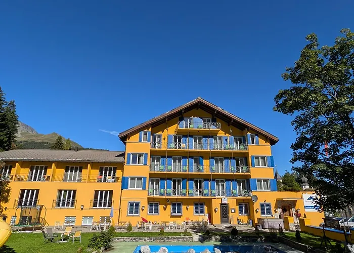 Grischalodge Mit Bergblick Seit 1929 - Schlicht, Preiswert Und Mit Einem Touch Nostalgie *