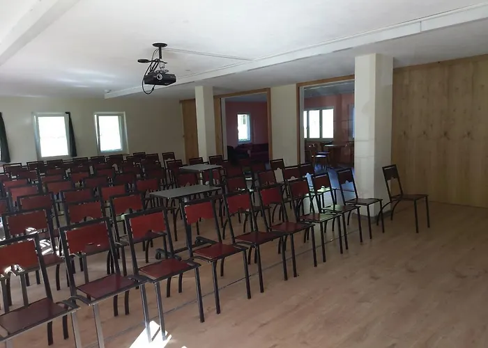 Grischalodge Mit Bergblick Seit 1929 - Schlicht, Preiswert Und Mit Einem Touch Nostalgie Otel *