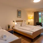 Grischalodge Mit Bergblick Seit 1929 - Schlicht, Preiswert Und Mit Einem Touch Nostalgie