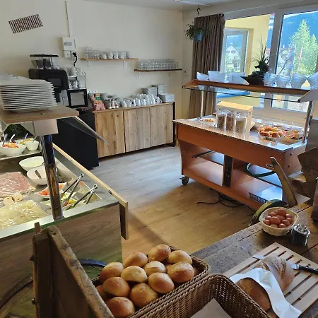 Ξενοδοχείο Grischalodge Mit Bergblick Seit 1929 - Schlicht, Preiswert Und Mit Einem Touch Nostalgie