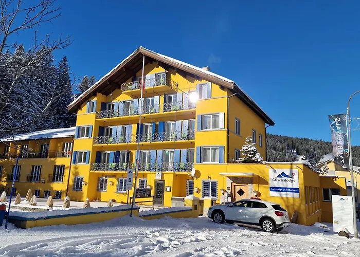 Grischalodge Mit Bergblick Seit 1929 - Schlicht, Preiswert Und Mit Einem Touch Nostalgie Hotel Parpan