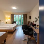 Grischalodge Mit Bergblick Seit 1929 - Schlicht, Preiswert Und Mit Einem Touch Nostalgie Hotel