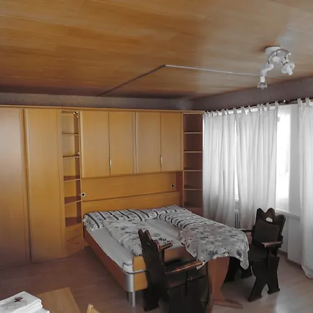 Grischalodge Mit Bergblick Seit 1929 - Schlicht, Preiswert Und Mit Einem Touch Nostalgie Hotel