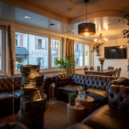 酒店 Grischalodge Mit Bergblick Seit 1929 - Schlicht, Preiswert Und Mit Einem Touch Nostalgie