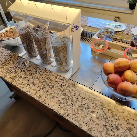 Grischalodge Mit Bergblick Seit 1929 - Schlicht, Preiswert Und Mit Einem Touch Nostalgie * Parpan