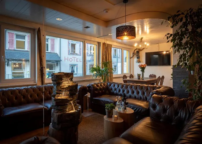 Hotel Grischalodge Mit Bergblick Seit 1929 - Schlicht, Preiswert Und Mit Einem Touch Nostalgie