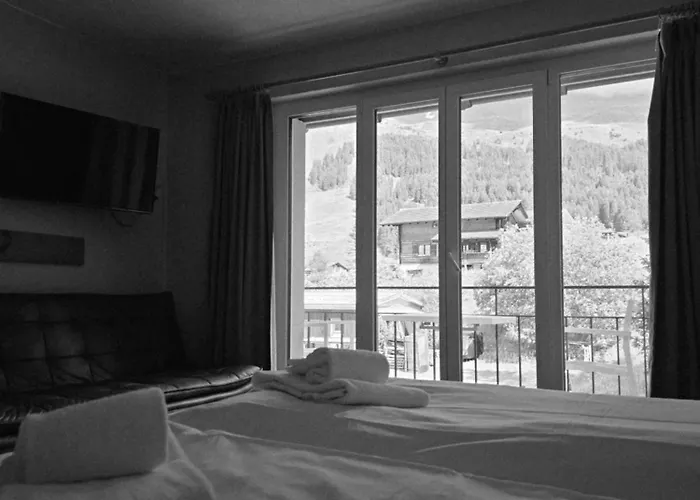 Hotel Grischalodge Mit Bergblick Seit 1929 - Schlicht, Preiswert Und Mit Einem Touch Nostalgie Parpan